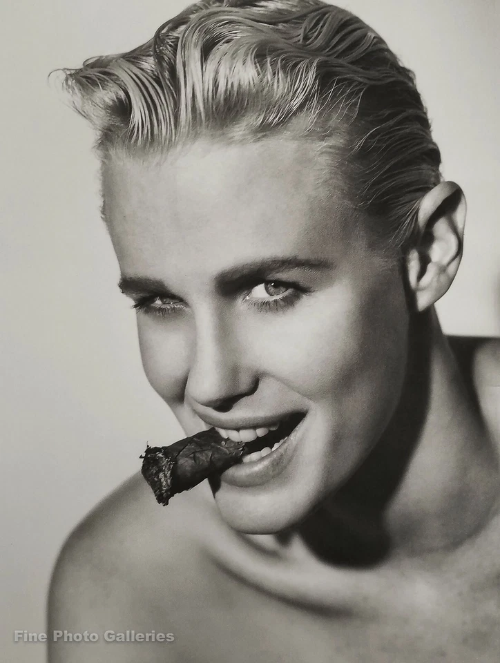 Arte fotográfico vintage Daryl Hannah 1989 con actriz de película Cigar por Herb Ritts 16x20 Foto 1 de 1