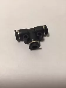 PISCO PE-04C - 4mm (5/32) Push-To-Connect Tee Fitting - 10 PACK - Picture 1 of 7