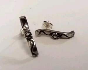 Sterling Silver 925 Drop Style Earrings W Post Makers Mark DF Flowers W Gift Box - Picture 1 of 12