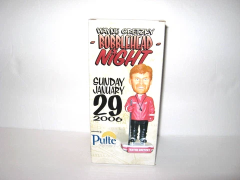 NEW 2006 Wayne Gretzky Phoenix Coyotes Coach NHL Hockey Bobblehead Bobble Head Cover