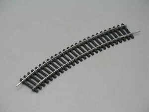 Rail courbe R 330 25.7° - Berliner Bahnen TT 545/143 - Photo 1/2