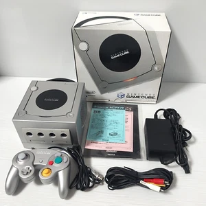 Nintendo GameCube Silver Console NTSC-U/C (US/Canada) DOL-001 importazione Giappone - Foto 1 di 20