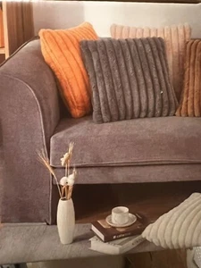 FUTEI Throw Pillow Covers 18x18” Black Machine Wash Tumble Dry Set of 2 - Picture 1 of 6