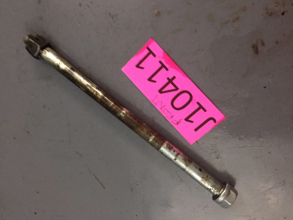 1977-1983 YAMAHA YZ100 DT125 IT125 DT175 SR185 XT125 XT200 MX175 передняя ось - Изображение 1 из 1