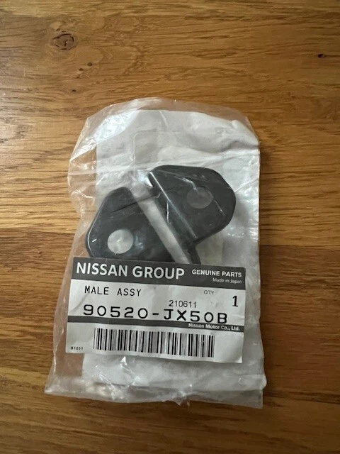 Genuine OEM 2013-2021 Nissan NV200 Back Door Latch Dovetail Male Assy 90520JX50B - Image 1 of 1