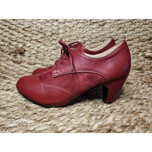 Masseys rote Synthetik-Stiefeletten mit Absatz Größe 8,5 M Schnürung Budapester - Bild 1 von 11