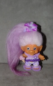 Muñeca Troll ÚNICA 2 1/2" Marcada C64 Nueva Púrpura Mohair y Ojos - Imagen 1 de 3