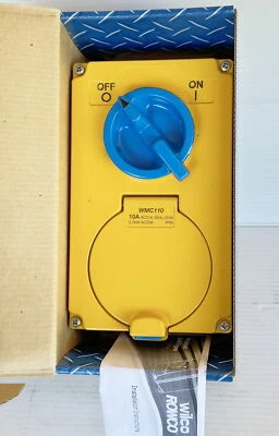 Clipsal Wilco WMC110 10A 240VAC Switched Power Socket GPO IP66 Metal *NEW* - Image 1 of 4