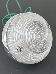 589435 - LUCAS L691 56574 REVERSE/SIDE LAMP LAND ROVER NAS SPEC. - Picture 1 of 11