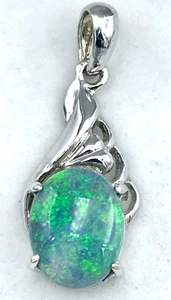 Solid Black Opal Pendant, 18ct (750) white gold, natural opal 9.9mm x 7.7mm - Picture 1 of 13
