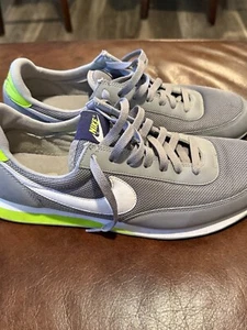 NIKE AIR WAFFLE RACER SZ 11 EUC RARE COLOR - Picture 1 of 5