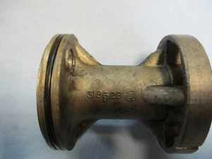 JOHNSON EVINRUDE CARRIER HOUSING WITH SEALS 0387023 5008160 - Bild 1 von 4