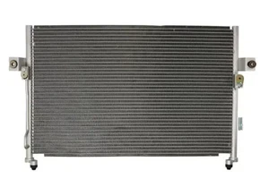 Condensador del aire acondicionado KTT110560 THERMOTEC para HYUNDAI H100 Autobús - Imagen 1 de 8