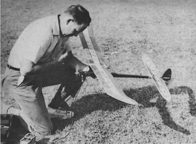 Model Airplane Plans (FF): URANUS 46", 275s.i. Contest 1/2A by Oscar Mayes - Image 1 of 3