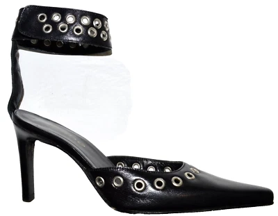 BEBE CHARLOTTE NUEVO $145 TALLA 5 M METAL NEGRO OJALES SANDALIAS CUERO ZAPATOS DE SALÓN ITALIA Foto 1 de 4