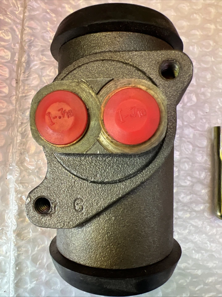 Cilindro de rueda de freno de tambor W19111 -M EE. UU. Foto 1 de 4