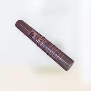 Maybelline New York Lash Sensational SKY HIGH WASHABLE Mascara BLACKEST BLACK - Picture 1 of 24