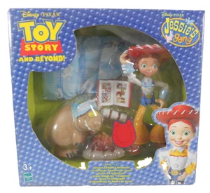 JESSIE TOY STORY AL CAMPEGGIO CON ACCESSORI RARO - Picture 1 of 8