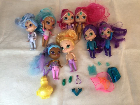 Lot of 8 Shimmer & Shine Dolls and accessories Viacom by Mattel Cover