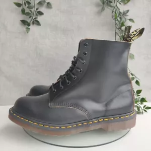 DR MARTENS VINTAGE 1460 BOOTS. UK SIZE 13. BLACK QUILON LEATHER - Picture 1 of 13