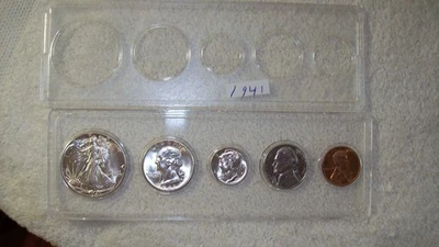 1941 MINT SET UNCIRCULATED++ PHILADELPHIA MINT - Image 1 of 4