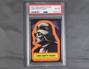 Pegatina Lord Darth Vader 1977 Topps Star Wars #7 PSA 8 casi nuevo como nuevo - Imagen 1 de 3