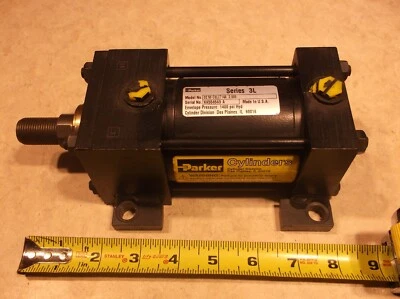 PARKER 02.50 C3LLT 14A 2.000 SERIES 3L, 1400PSI HYDRAULIC CYLINDER, C0158 - Image 1 of 4