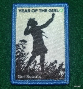 PARCHE CENTENARIO NIÑA SCOUT - Imagen 1 de 2