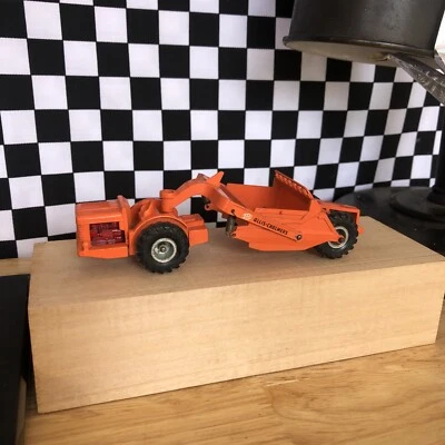 Lesney Matchbox Series King Size Allis Chal era Motor Scraper No 6 - Image 1 of 4