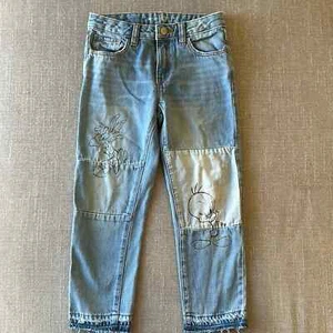 Gap Kids Warner Bros Looney Tunes Girlfriend Jeans Size 8 Regular - Picture 1 of 9
