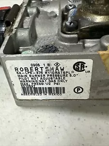Robertshaw Water Heater Gas Valve 321597 - Picture 1 of 3