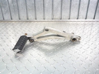 83 Honda Nighthawk CB550SC CB550 montaje de reposapiés trasero derecho pasajero Foto 1 de 4