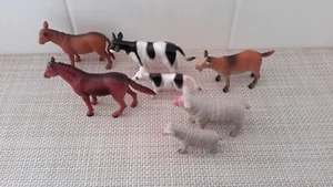 Bauernhof Mini Tiere Pferd/Esel/Kuh/Ziege/Schaf Spielzeug 7-teiliges Spielset Kunststoff gebraucht - Bild 1 von 4
