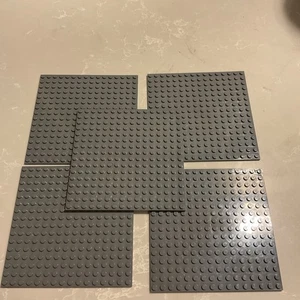 LEGO LOT OF 5 BLUISH GRAY BASE PLATES 16X16 STUD 5" X 5" or 16x16 - Picture 1 of 6