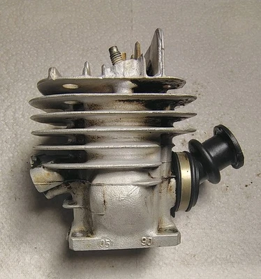 Оригинальный цилиндр Stihl 026 44 мм K&S от оригинального производителя *отличное состояние товара  - Изображение 1 из 4