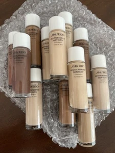 Shiseido Revitalessence Skin Glow Foundation SPF 30 10mL Purse Size CHOOSE SHADE - Picture 1 of 3