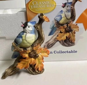 VTG Classic Treasures Blue Jay Porcelain Collectibles Bird Figurine NIB 6 In - Picture 1 of 11