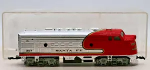 Bachmann SILVER HO #307 SF Santa Fe EMD F7 DIESEL LOCOMOTIVE - Picture 1 of 5