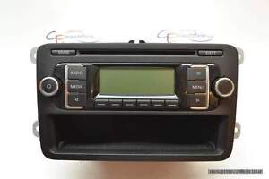 VW Touran 1T 03-10 Radio CD MP3 fähig mit Wechsler Steuerung RCD210 2-DIN