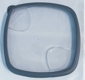 Tapa de repuesto protector contra manchas Rubbermaid para cuenco de 8” CUADRADO 585H gris con tapa transparente - Imagen 1 de 5