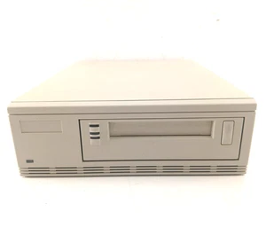 Exabyte EXB-8900T 20/40GB 8MM SCSI Internal Tape Drive - 892010-025 - Afbeelding 1 van 3