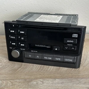 PN 2415D NISSAN  FM Radio Cassette CD Compact Disc Player don’t tested as is - Imagen 1 de 12