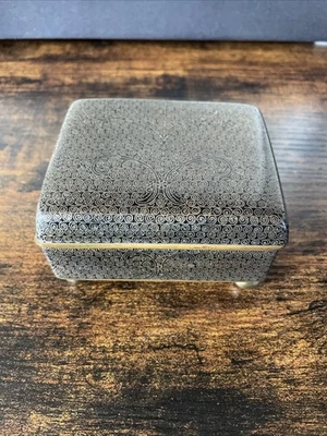 Антикварная коробка на ножках клуазоне CHIINA черного республиканского периода - Изображение 1 из 4