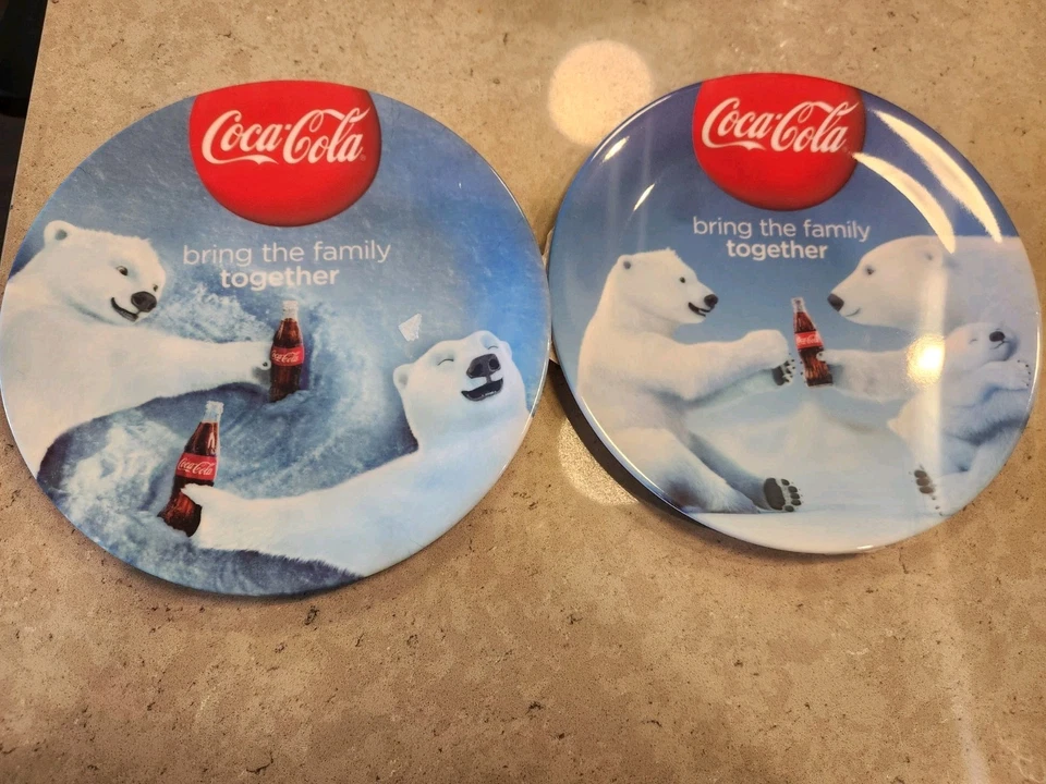 ¡¡NUEVO!! (2) Plato de postre de plástico coleccionista Coca Cola Gibson 9" osos polares  Foto 1 de 1