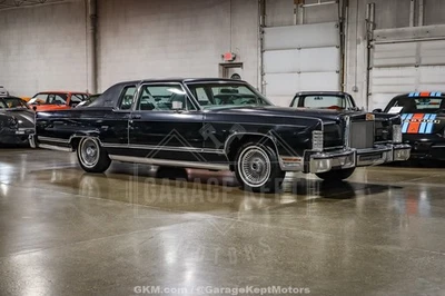 1979 Lincoln Continental Town Coupe - Image 1 of 4