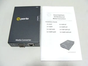 Nuevo convertidor de velocidad de medios de fibra Ethernet rápida Perle S-110P-SFP-XT 10/100 con PoE - Imagen 1 de 6