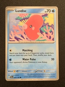 Luvdisc | 047/193 | Común | Escarlata y Violeta - Paldea Evolved | Juego de cartas coleccionables Pokémon - Imagen 1 de 3
