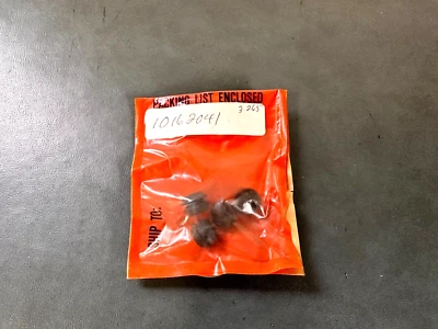 GM OEM NOS 10162041 Sight Shield Bushing 4x 1998-2002 Cadillac Eldorado 4.6L - Image 1 of 3