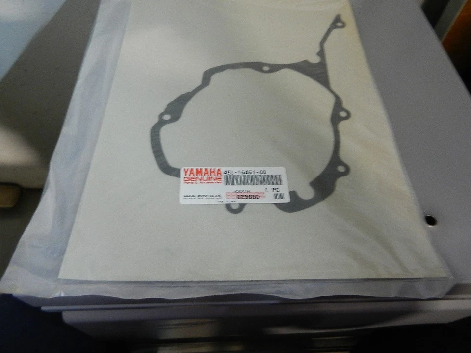 Cubierta de cárter Yamaha 1 junta 1986-1987 TT350 1984 XT250 4EL-15451-00 NUEVO DE STOCK Foto 1 de 1
