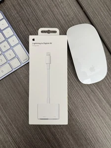 Genuine Apple Lightning to Digital AV Adapter (model MW2P3AM/A) HDMI & USB-C - Afbeelding 1 van 1